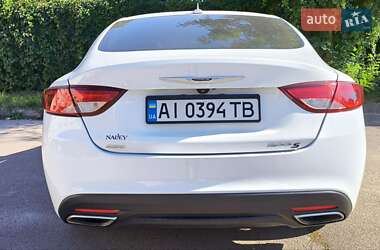 Седан Chrysler 200 2015 в 
