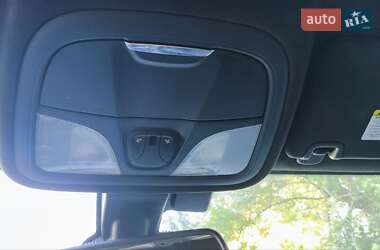 Седан Chrysler 200 2015 в 