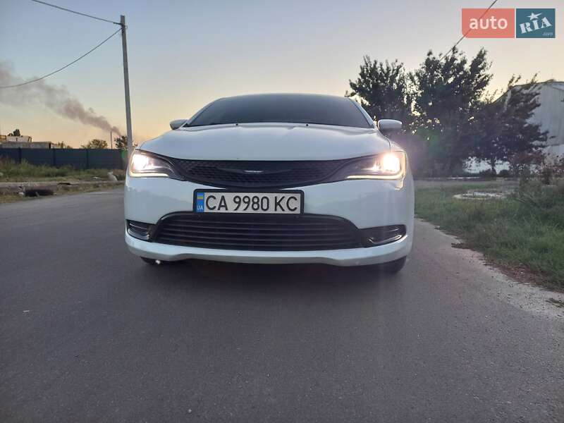 Седан Chrysler 200 2016 в Черкассах фото 14 Седан Chrysler 200 2016 в Черкассах