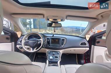 Седан Chrysler 200 2015 в 