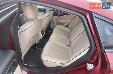 Седан Chrysler 200 2015 в 