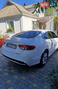 Седан Chrysler 200 2014 в 