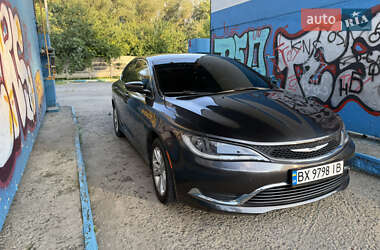 Седан Chrysler 200 2015 в 
