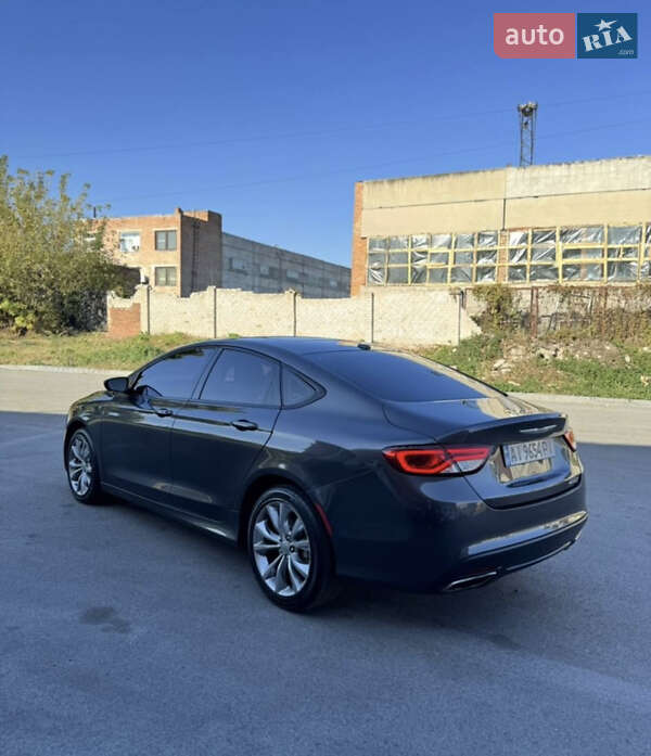 Седан Chrysler 200 2015 в Балте