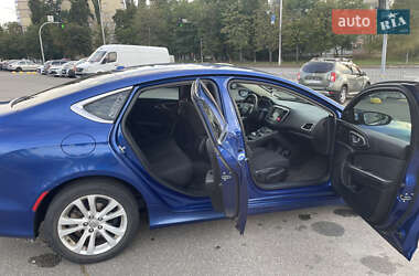 Седан Chrysler 200 2014 в 