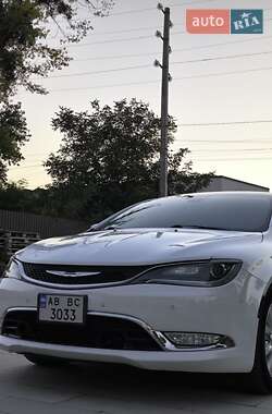 Седан Chrysler 200 2014 в 