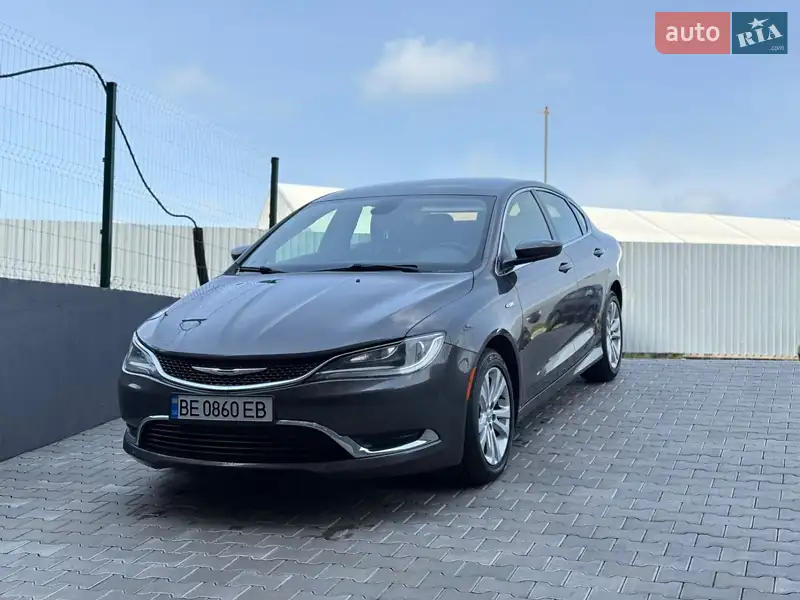 Chrysler 200 2015 VIN 1C3CCCAB2FN659588 фото оголошення 5 з 38