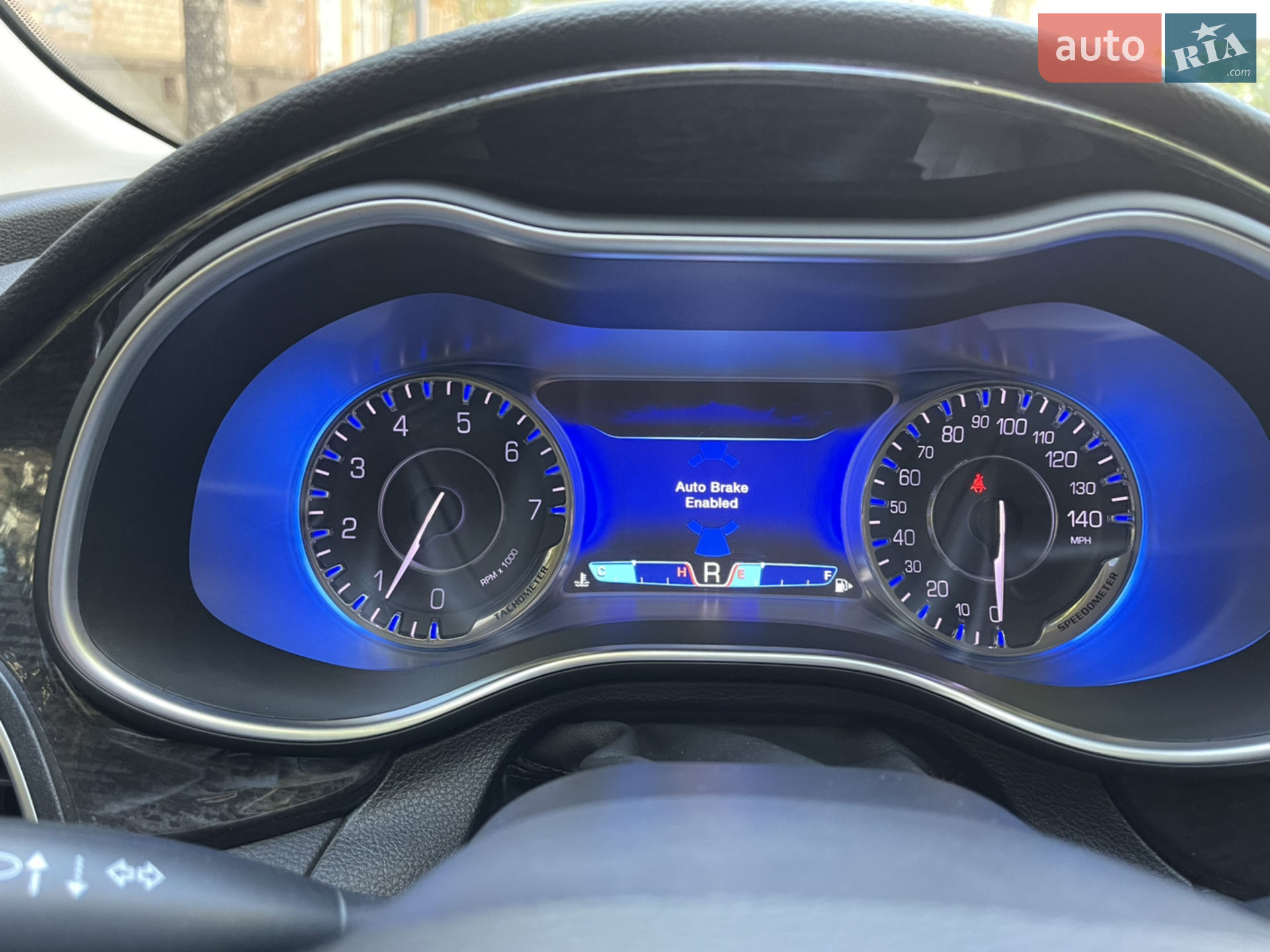 2015 Chrysler 200 - мініатюра 32
