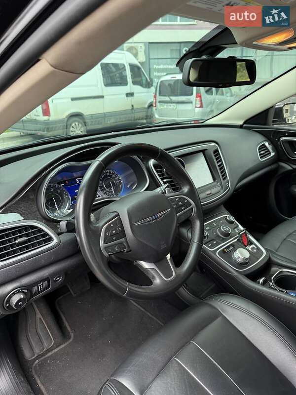 Седан Chrysler 200 2015 в Львове фото 7 Седан Chrysler 200 2015 в Львове