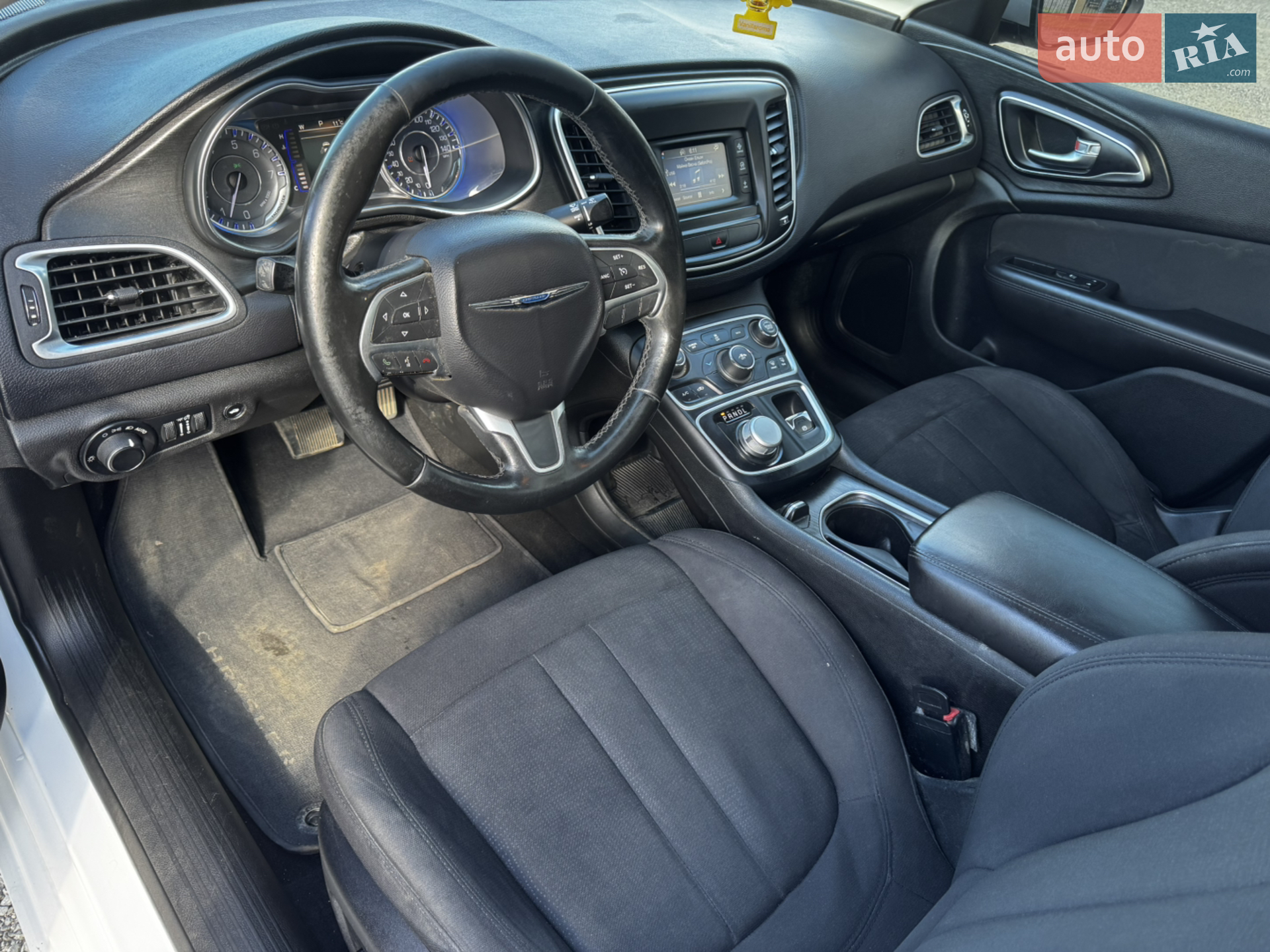 2015 Chrysler 200 - мініатюра 12