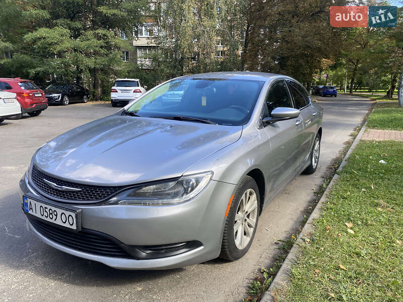 Седан Chrysler 200 2014 в Киеве