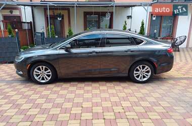 Седан Chrysler 200 2016 в 