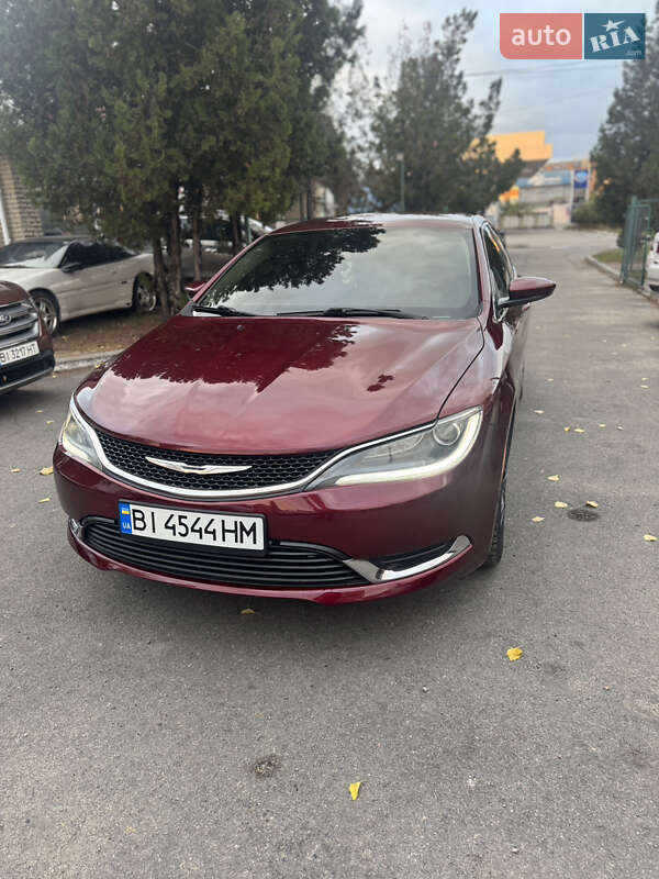 Седан Chrysler 200 2015 в 