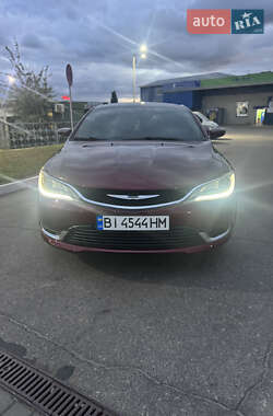 Седан Chrysler 200 2015 в 