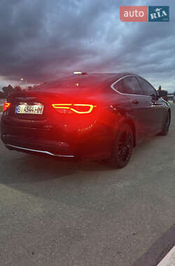 Седан Chrysler 200 2015 в 