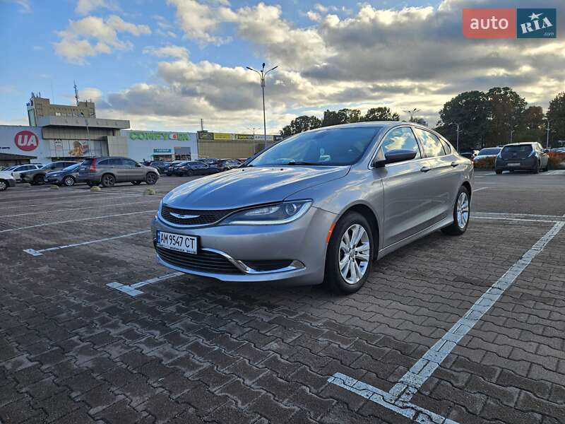 Седан Chrysler 200 2015 в Житомирі