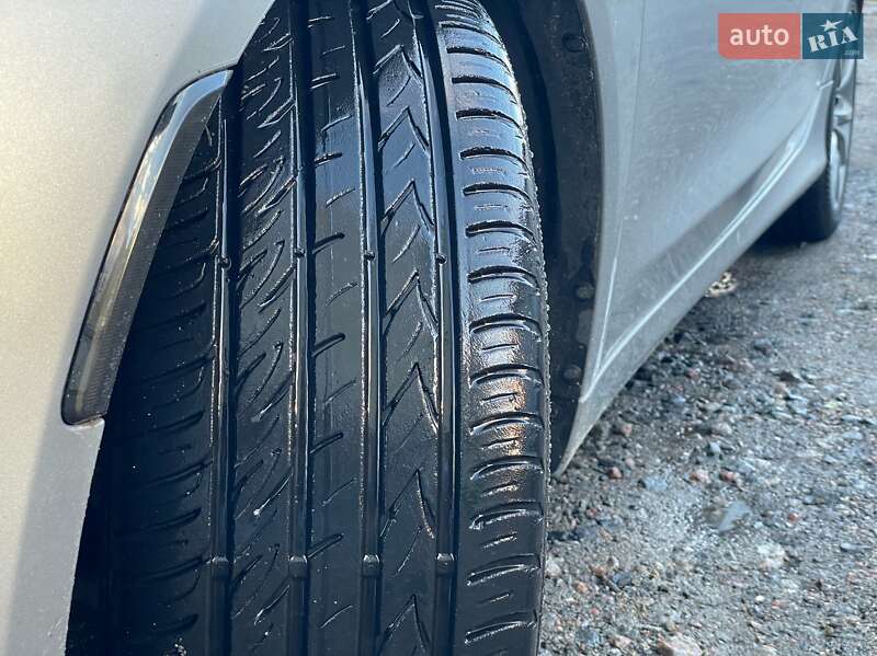 Седан Chrysler 200 2014 в Киеве фото 19 Седан Chrysler 200 2014 в Киеве