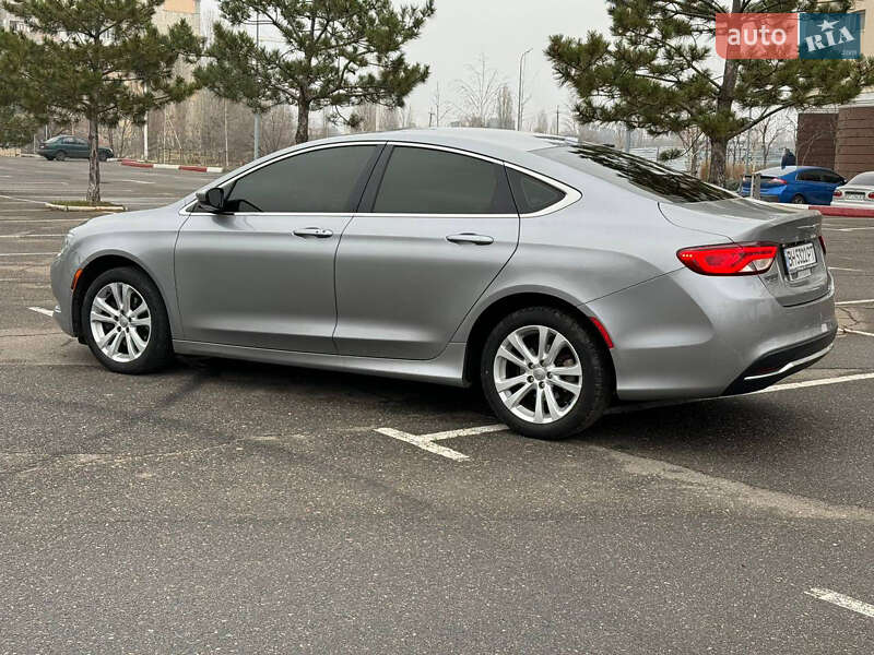 Седан Chrysler 200 2014 в Николаеве