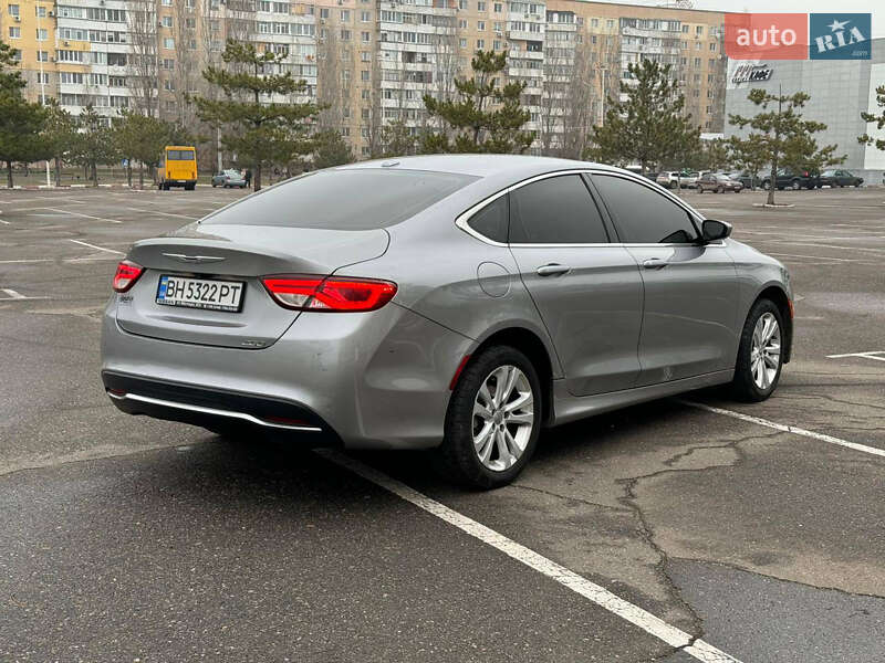 Седан Chrysler 200 2014 в Николаеве