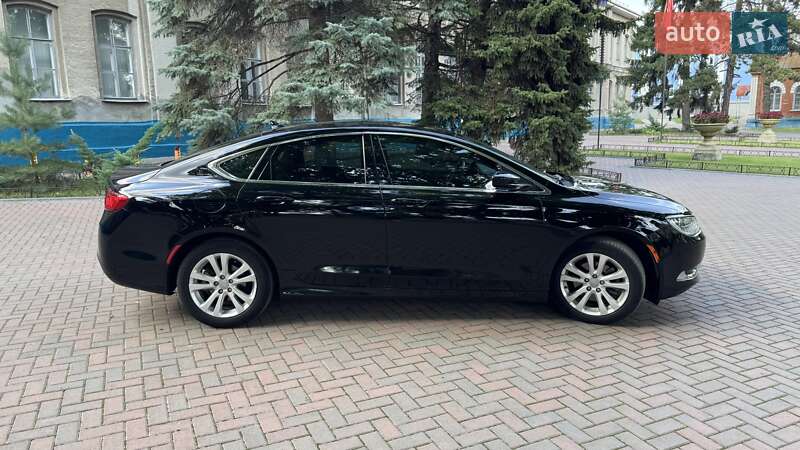Седан Chrysler 200 2015 в Сумах