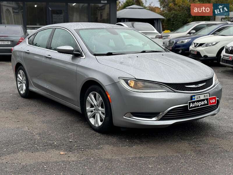 Седан Chrysler 200 2014 в Виннице