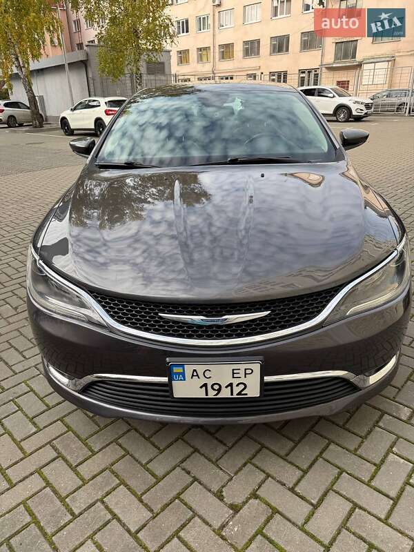 Седан Chrysler 200 2016 в Луцке фото 6 Седан Chrysler 200 2016 в Луцке