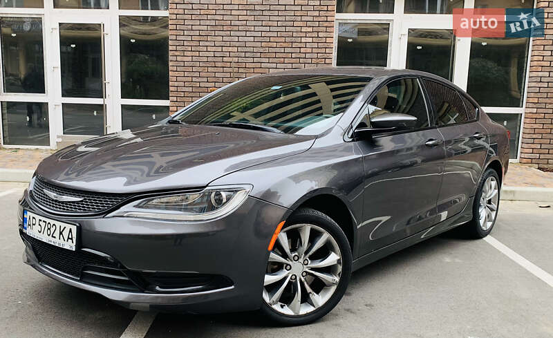 Седан Chrysler 200 2015 в Києві