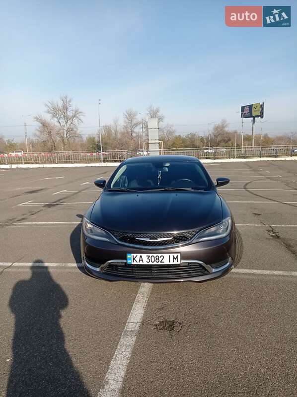 Седан Chrysler 200 2014 в Киеве