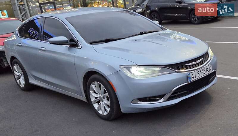 Chrysler 200 2015