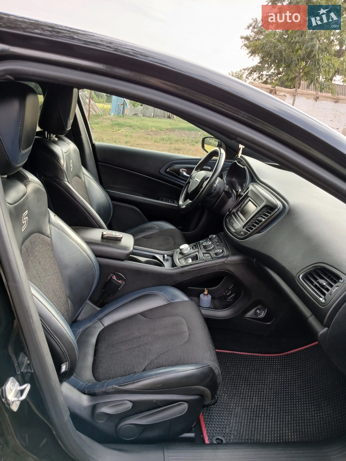 2015 Chrysler 200 - мініатюра 10