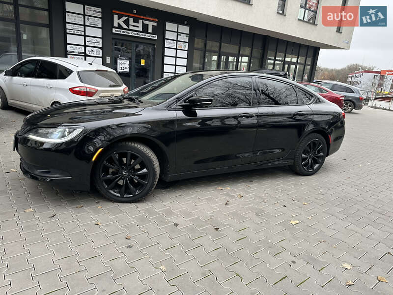 Седан Chrysler 200 2015 в Хмельницькому