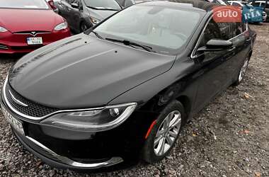 Седан Chrysler 200 2015 в Киеве