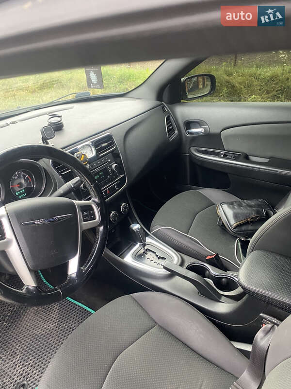 Седан Chrysler 200 2012 в Вінниці фото 13 Седан Chrysler 200 2012 в Вінниці