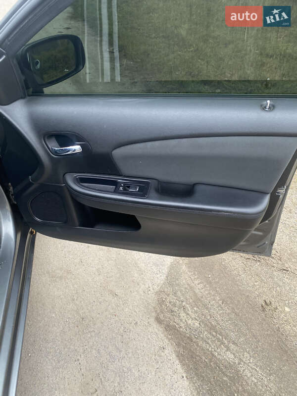 Седан Chrysler 200 2012 в Вінниці фото 19 Седан Chrysler 200 2012 в Вінниці