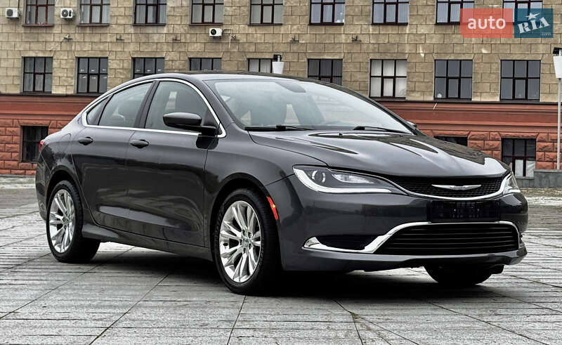 Седан Chrysler 200 2015 в Харькове
