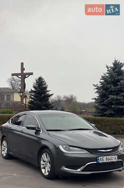 Седан Chrysler 200 2015 в Каменском