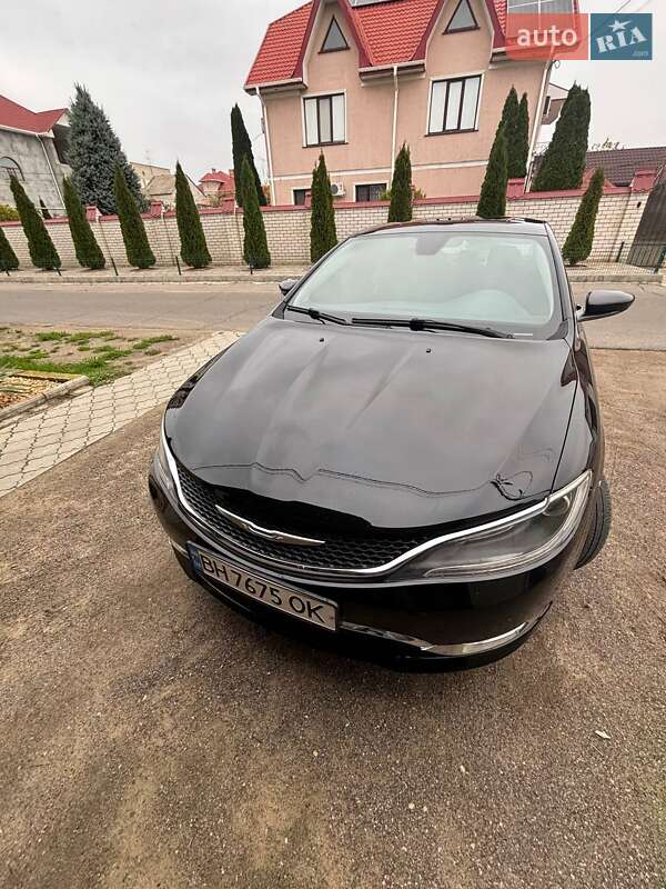 Седан Chrysler 200 2014 в Одесі