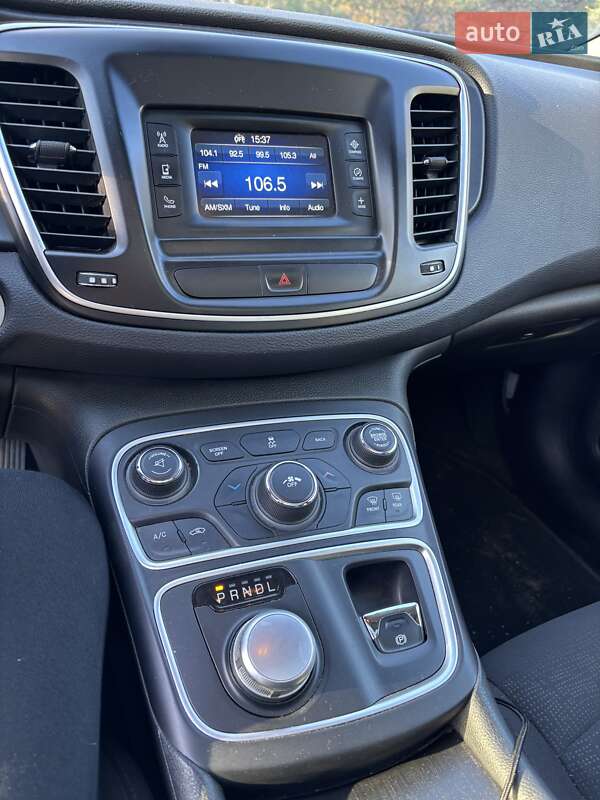 Седан Chrysler 200 2014 в Києві фото 22 Седан Chrysler 200 2014 в Києві