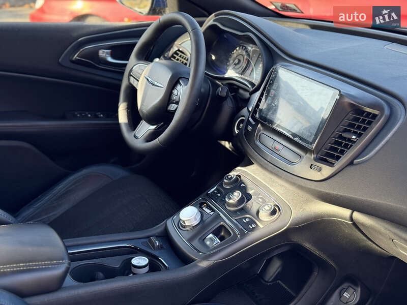 Седан Chrysler 200 2015 в Ровно фото 16 Седан Chrysler 200 2015 в Ровно