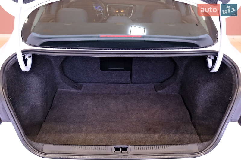 Седан Chrysler 200 2014 в Одессе