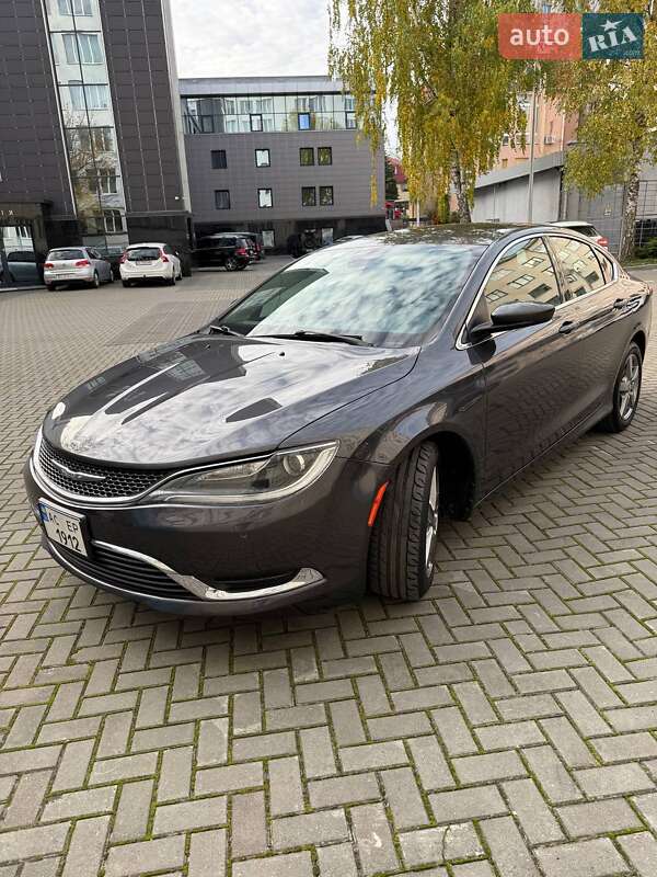Седан Chrysler 200 2016 в Луцьку фото 19 Седан Chrysler 200 2016 в Луцьку
