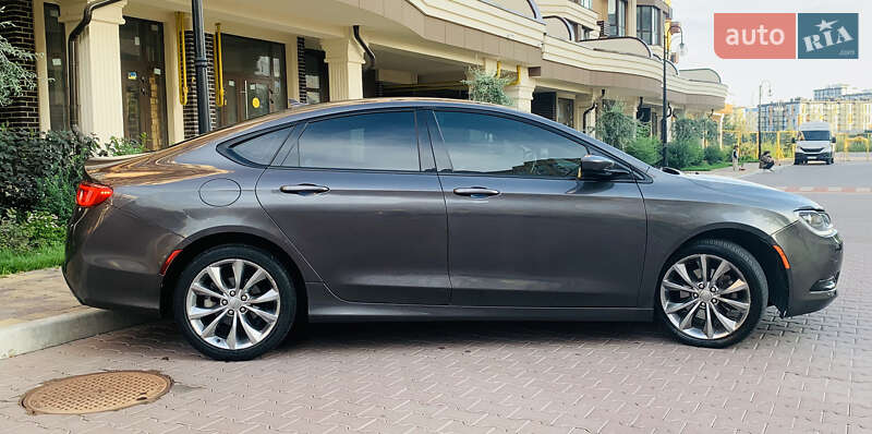 Седан Chrysler 200 2015 в Києві фото 25 Седан Chrysler 200 2015 в Києві