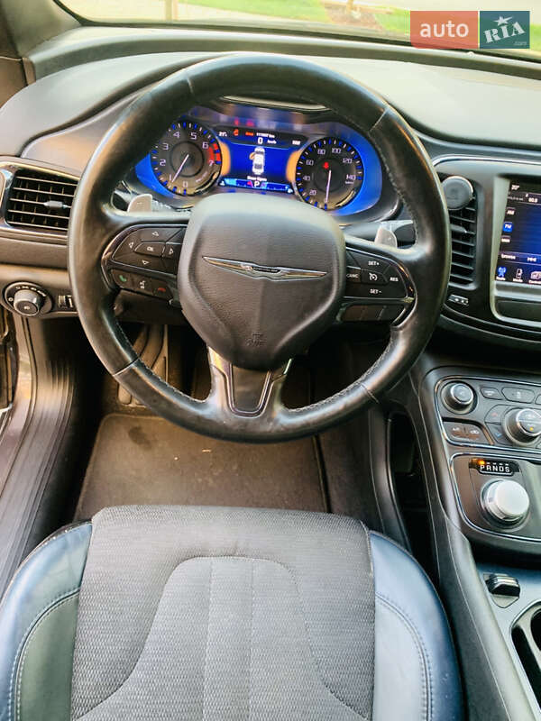 Седан Chrysler 200 2015 в Києві фото 48 Седан Chrysler 200 2015 в Києві
