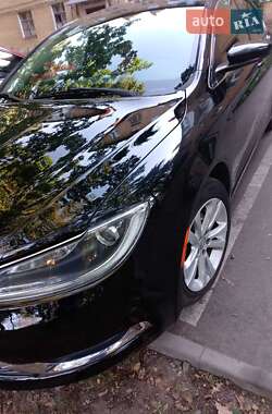 Седан Chrysler 200 2015 в Білій Церкві