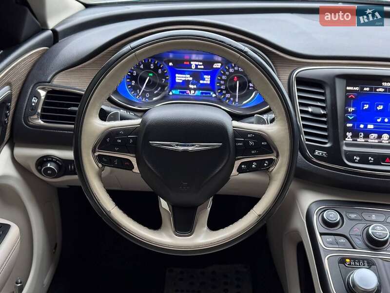 Седан Chrysler 200 2014 в Києві