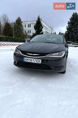 Седан Chrysler 200 2015 в Андрушевке