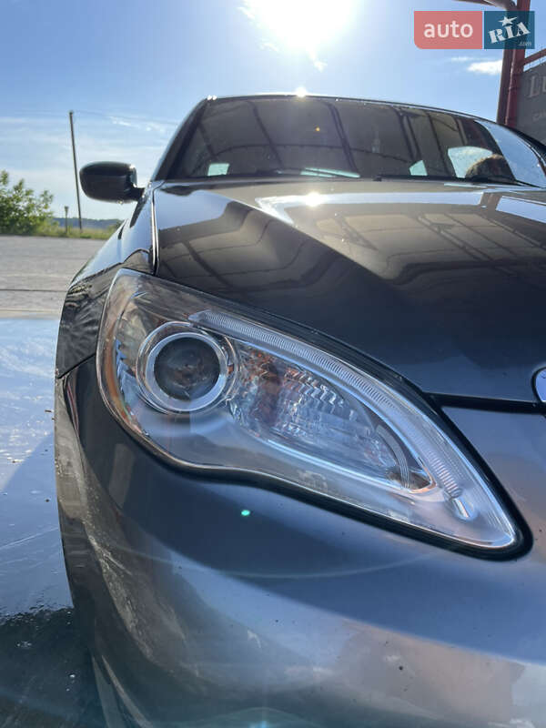 Седан Chrysler 200 2013 в Красном