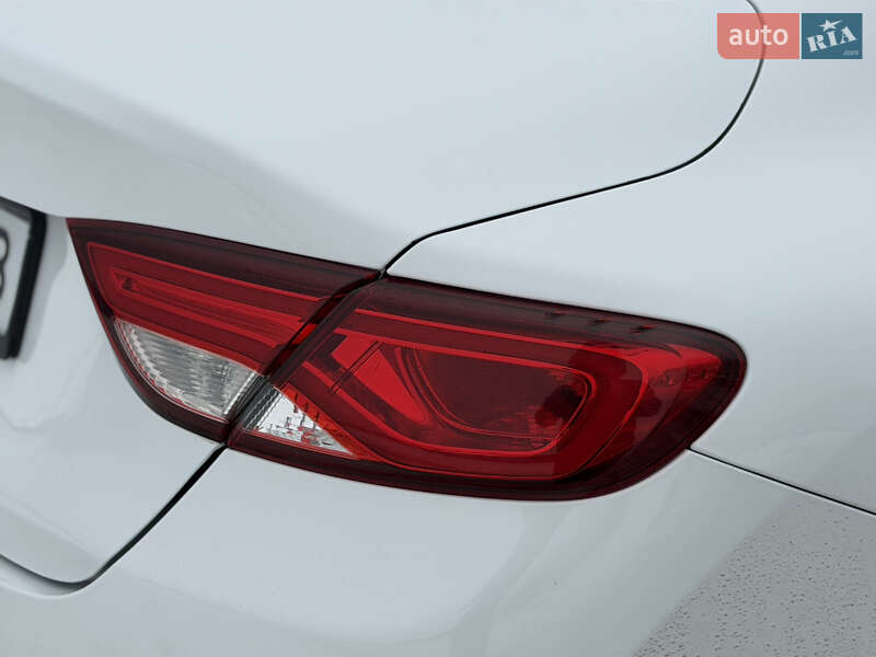 Седан Chrysler 200 2016 в Виннице фото 15 Седан Chrysler 200 2016 в Виннице