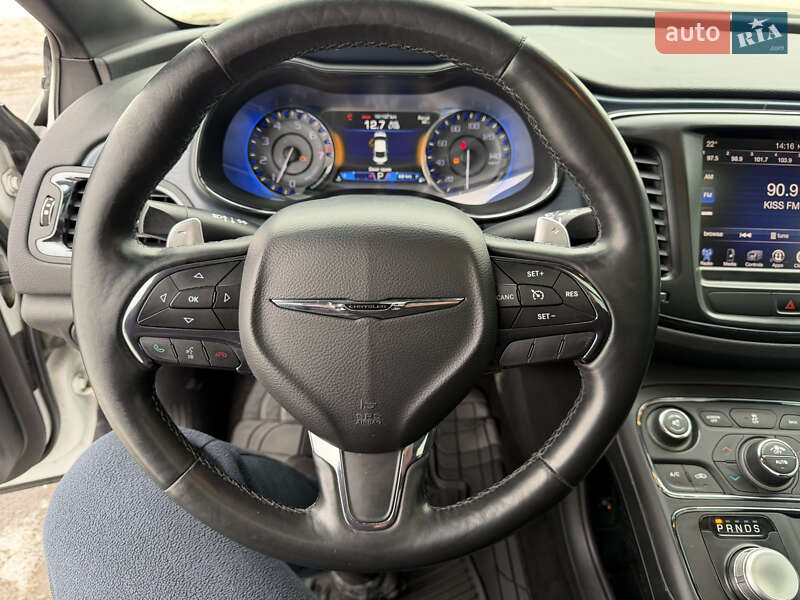 Седан Chrysler 200 2016 в Виннице фото 29 Седан Chrysler 200 2016 в Виннице