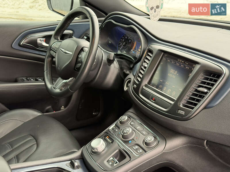 Седан Chrysler 200 2016 в Виннице фото 72 Седан Chrysler 200 2016 в Виннице